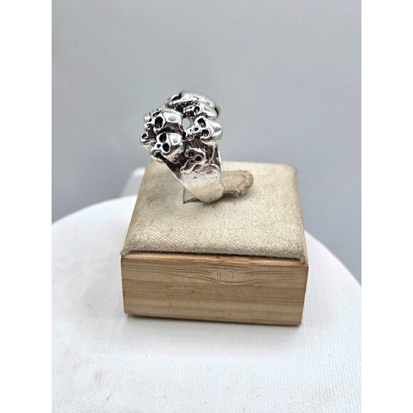 Silver Tone Multi Skull Ring Adjustable Gothic Style Unisex Jewelry - Picture 4 of 4